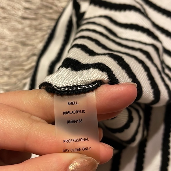 CALVIN Klein Black & White‎ Dress - Picture 6 of 8